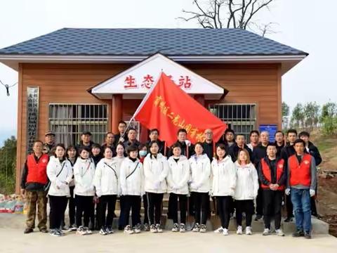 植树护绿庆“三八” 商州区林业局二龙山国有林场庆三八暨义务植树活动侧记