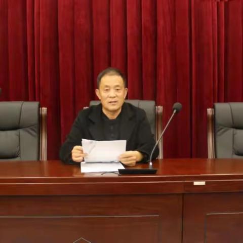 东明县人民法院组织开展十一月份主题党日活动