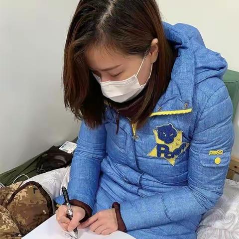 武汉疫情方舱医院患者黎婧插画师病中的插画