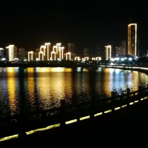 夜   色一一都昌（二）
