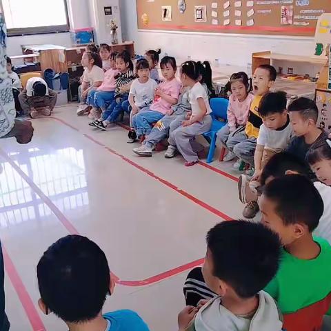 尚煊幼儿园中二班2023年5月15日生活日志