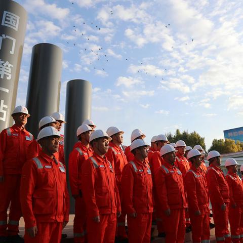 栉风沐雨经磨砺 行远自迩再登攀——致有你有我的2022