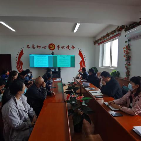 石槽村中心召开节后收心会