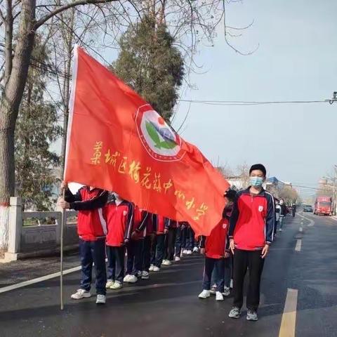 梅花镇中心小学在梅花惨案纪念馆举行清明节扫墓活动