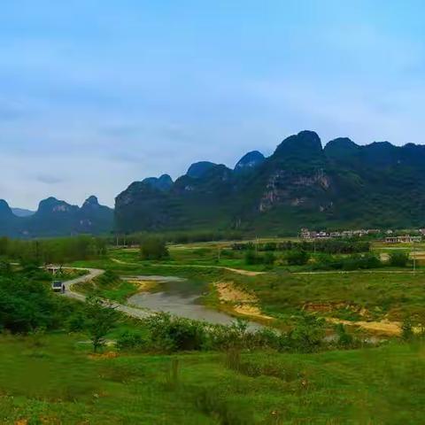 离尘幻景殊绝色，欲与阳塑试比高——英西峰林掠影