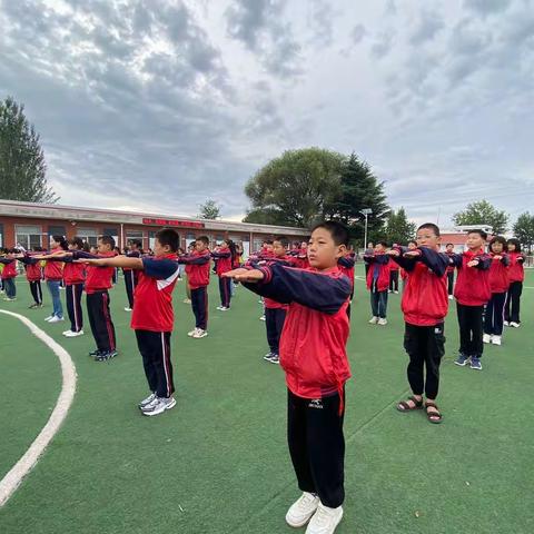 开学第一课 ——“军事训练”