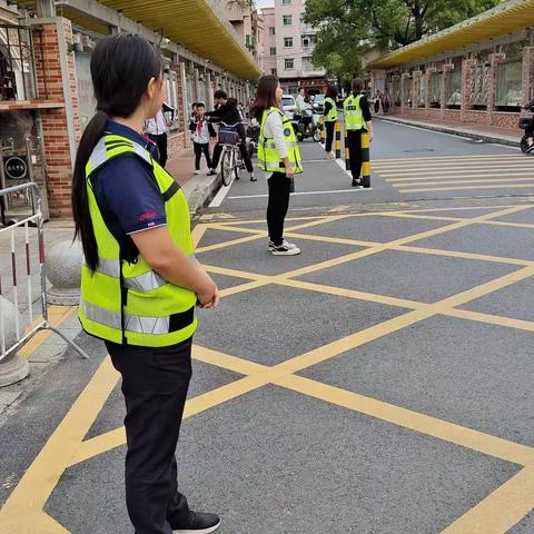 美丽校园护学岗🌸🌸🌸🌸🌸🌸🌸🌸🌸