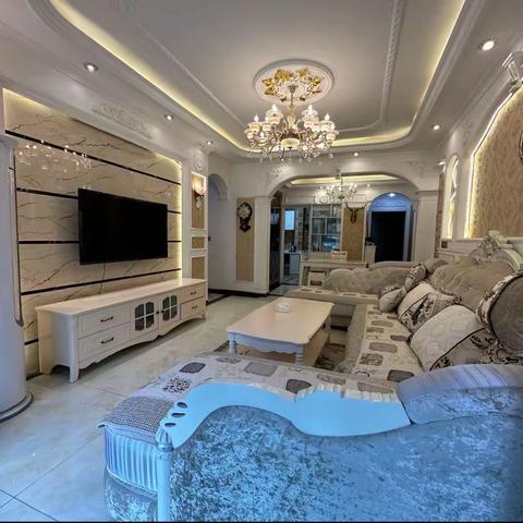 🌟世纪风景3/2/2房东花30万豪华欧式装修，家具家电全齐65.8万老证随时看房65991