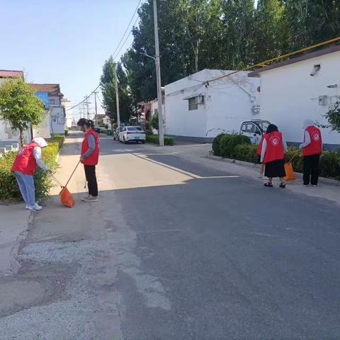 环境整治人人参与，美好环境家家受益