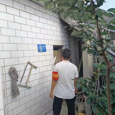 党建引领“厕所革命”提质增效