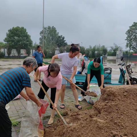 暴雨防汛 安全你我——三新小学“防汛抗洪”进行时