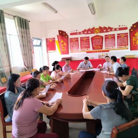 情系学生     爱在家访——记儋州市八一东山第一小学“万师访万家”活动