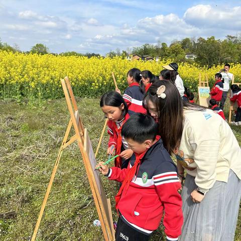 我和春天有个约定———大竹县四合镇中心小学开展户外写生实践活动