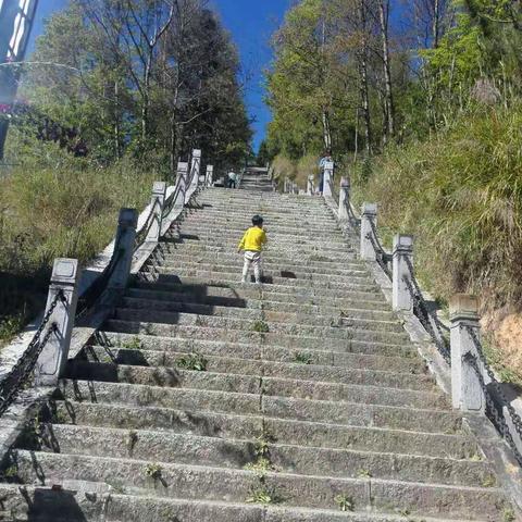 秋冬时节登旗山