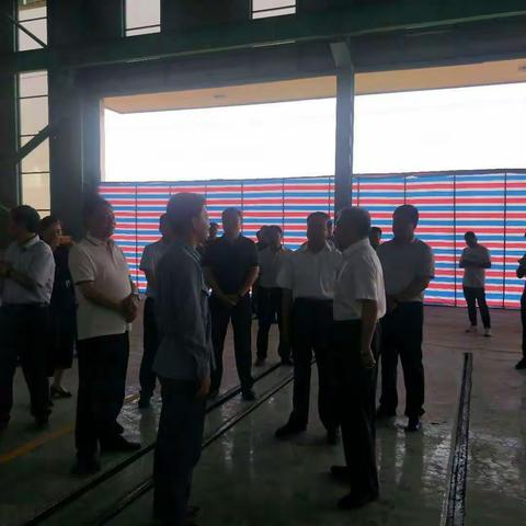 魏县县委书记卢健、县长樊中青查看园区企业落实管控措施情况