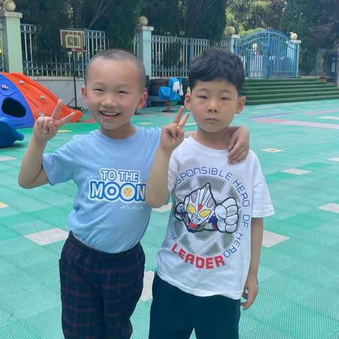 【星河湾幼儿园】乐乐一班——秦潇奕、刘思毅成长记录