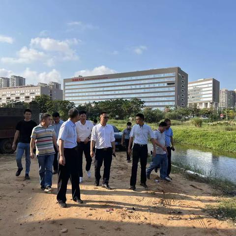 秀英区宁辉副区长调研荣山河及长丰沟沿岸生活污水直排问题整改工作