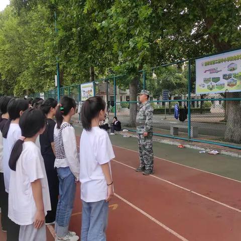 【骄阳不坠青云志，磨砺始得玉初成】——2023级高一(1)部新生军训