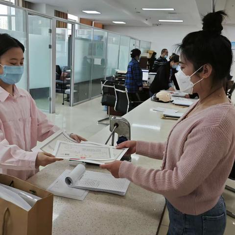 “智能审批”打造政务服务加速度