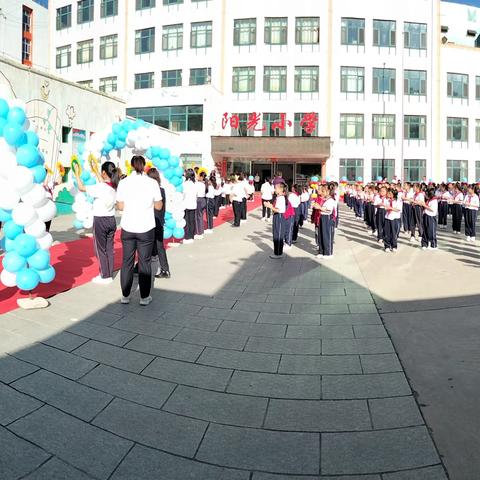 阳光小学2022秋季开学典礼 暨一年级新生入学礼