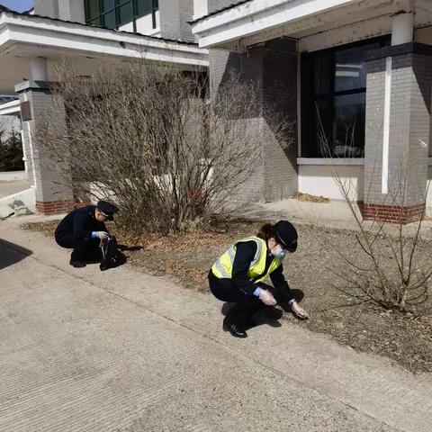 宁安收费站开展环境卫生大扫除活动