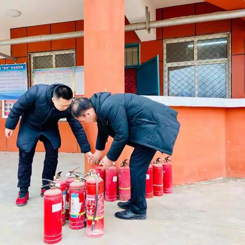 疏散演练强意识，生命安全记心中——河疃小学新学期防震、防火、应急疏散演练