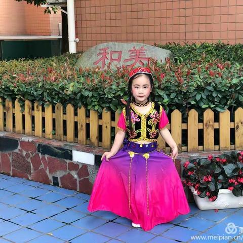 王静遥童年影集