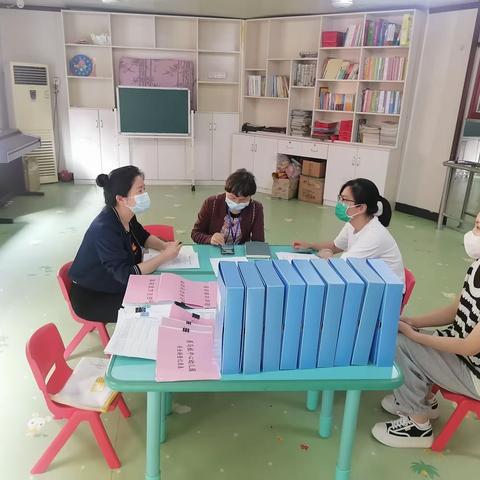 督学促成长——系马桩中心幼儿园迎“疫情防控工作及保教工作”专项督导