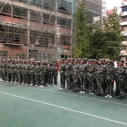 强健体魄，增强意志——南山学子军训纪实