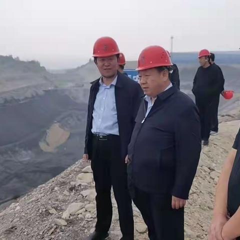 李军同志深入重点企业检查安全生产工作