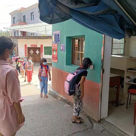 把好疫情安全关，安全演练有准备——高洲中学小学防疫应急演练