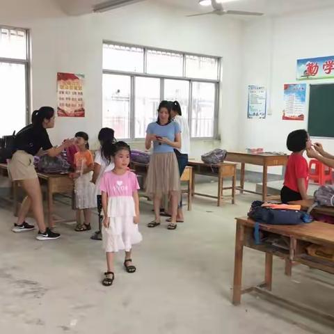 【福绵镇沙浪小学】“爱伴我成长”——“庆六一，展风采”主题活动暨新队员入队仪式