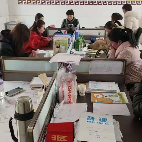 何营乡前进小学“培育阳光心理护航健康成长”