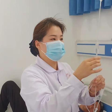 素素白衣裹善心，医德医风贵千金一一瑞媛堂中医院最美护士掠影