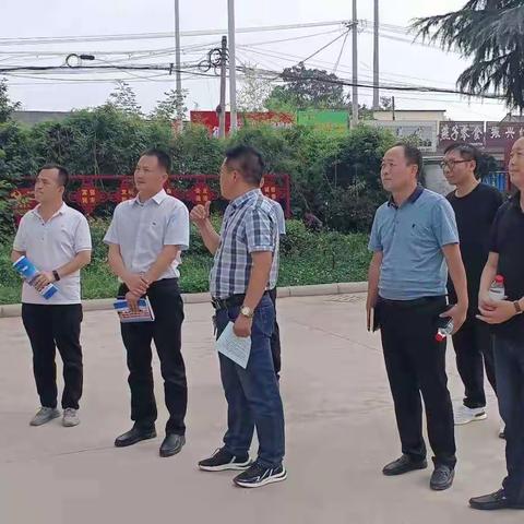 孟津区教体局党组书记许学力到送庄镇中心小学调研工作