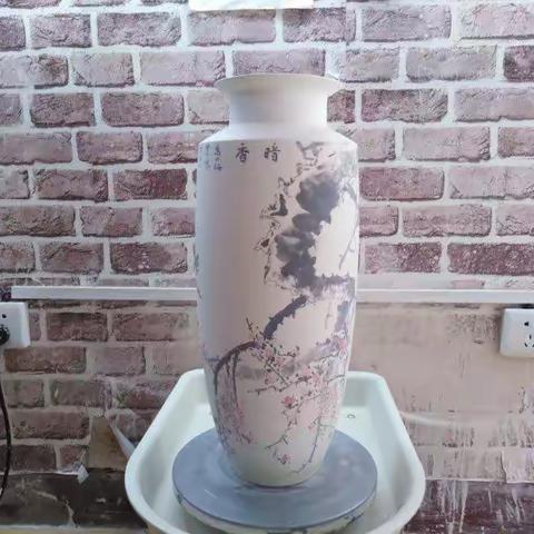 花瓶彩绘过程展示