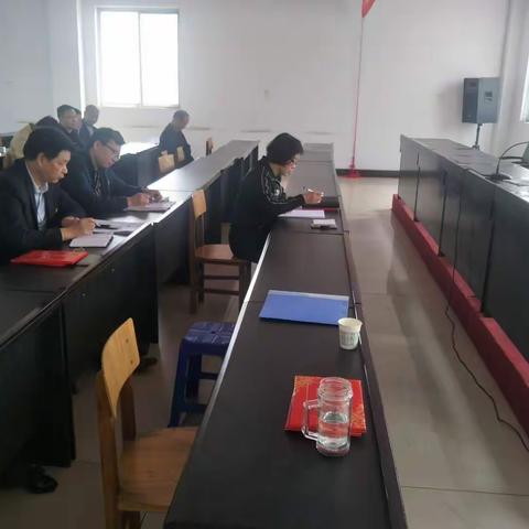 2018年4月26日，陆管局党支部开展党员主题日活动。