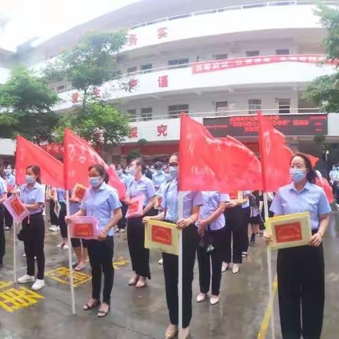 家校心连心，教育手牵手——平定镇中心小学2022年暑假万师访万家活动