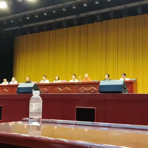 聚青春之火，燃时代之光