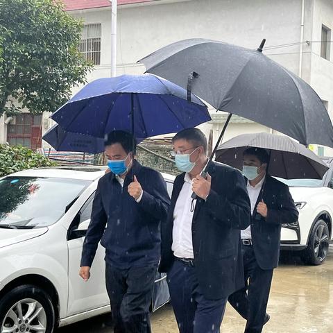 冯朝勇深入西口回族镇督导“双百行动”等当前重点工作