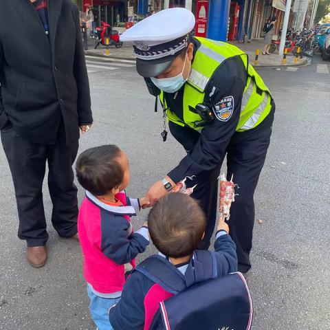 城南幼儿园赶集日～《冰糖葫芦》