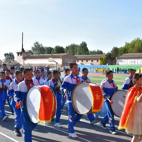 畅享未来，激情飞扬——新天寄宿制小学“六一”儿童节暨“喜迎二十大，争做好队员”主题队日 活动纪实