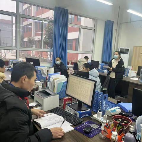 濮东小学新学期体育工作会议