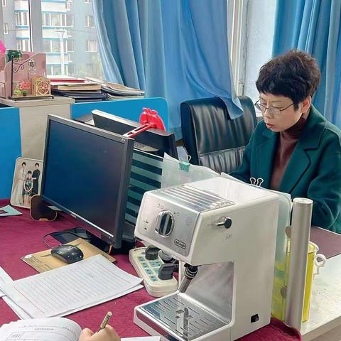 优化作业设计  践行减负提质——胜利小学六年组教研活动小记