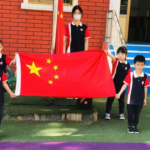 咪咔咪啦幼儿园🌈彩虹班2022年5月第三周精彩回顾