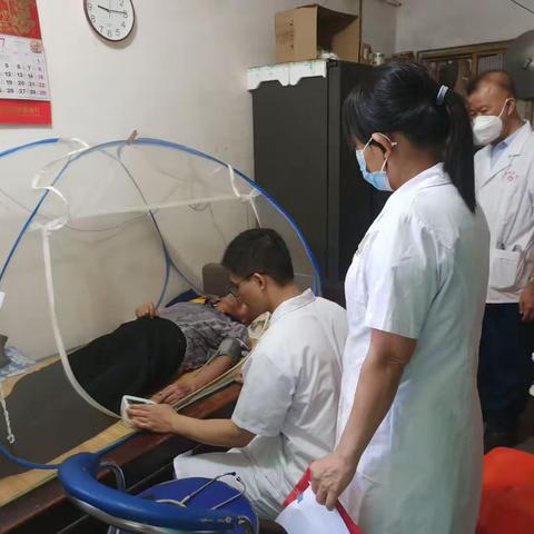 吉阳区田独卫生院党支部开展“点亮微心愿，为民送健康”志愿服务活动