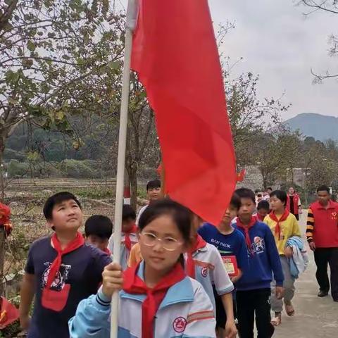 讲雷锋故事 传雷锋精神——那霍镇中闸小学开展“雷锋精神代代传”主题教育活动