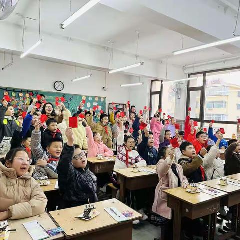 “我们开学啦！”春风十里♥迎你归来——众纺路小学五年四班