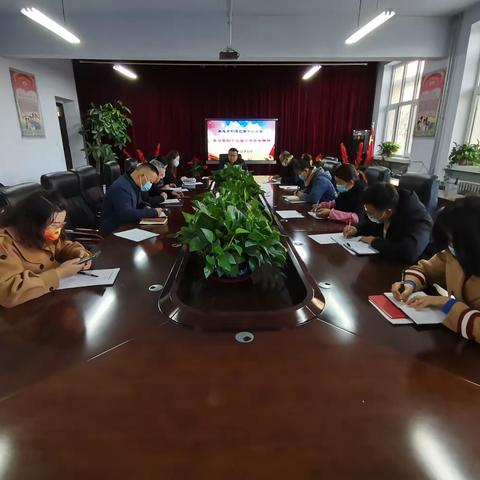 坚持宝贵经验 汲取智慧力量——吴忠市利通区第十二小学学习十九届六中全会精神侧记