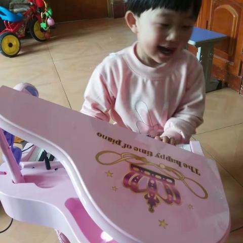 爸爸妈妈和我一起去旅行